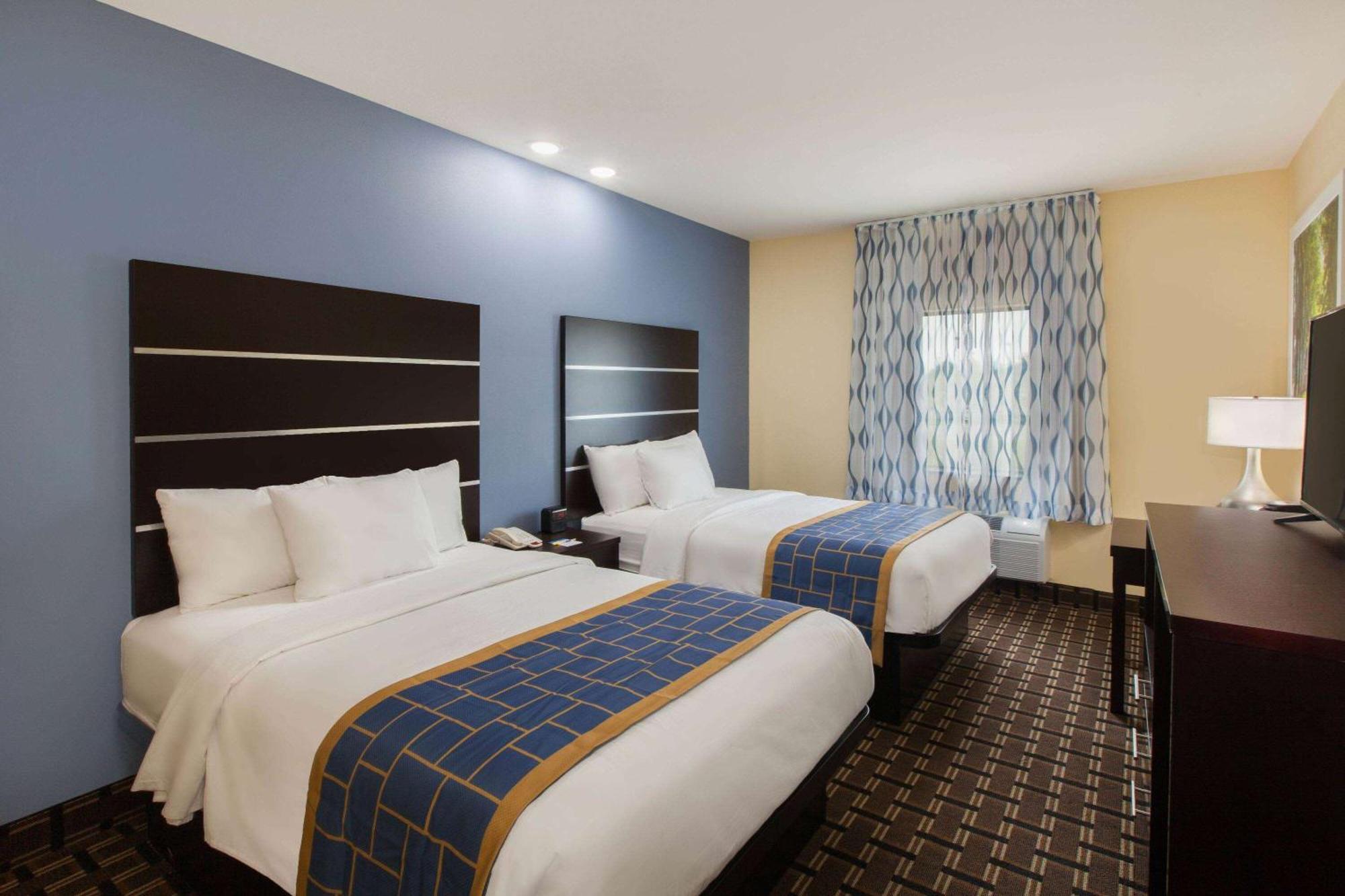 Days Inn By Wyndham Baton Rouge Airport Екстериор снимка