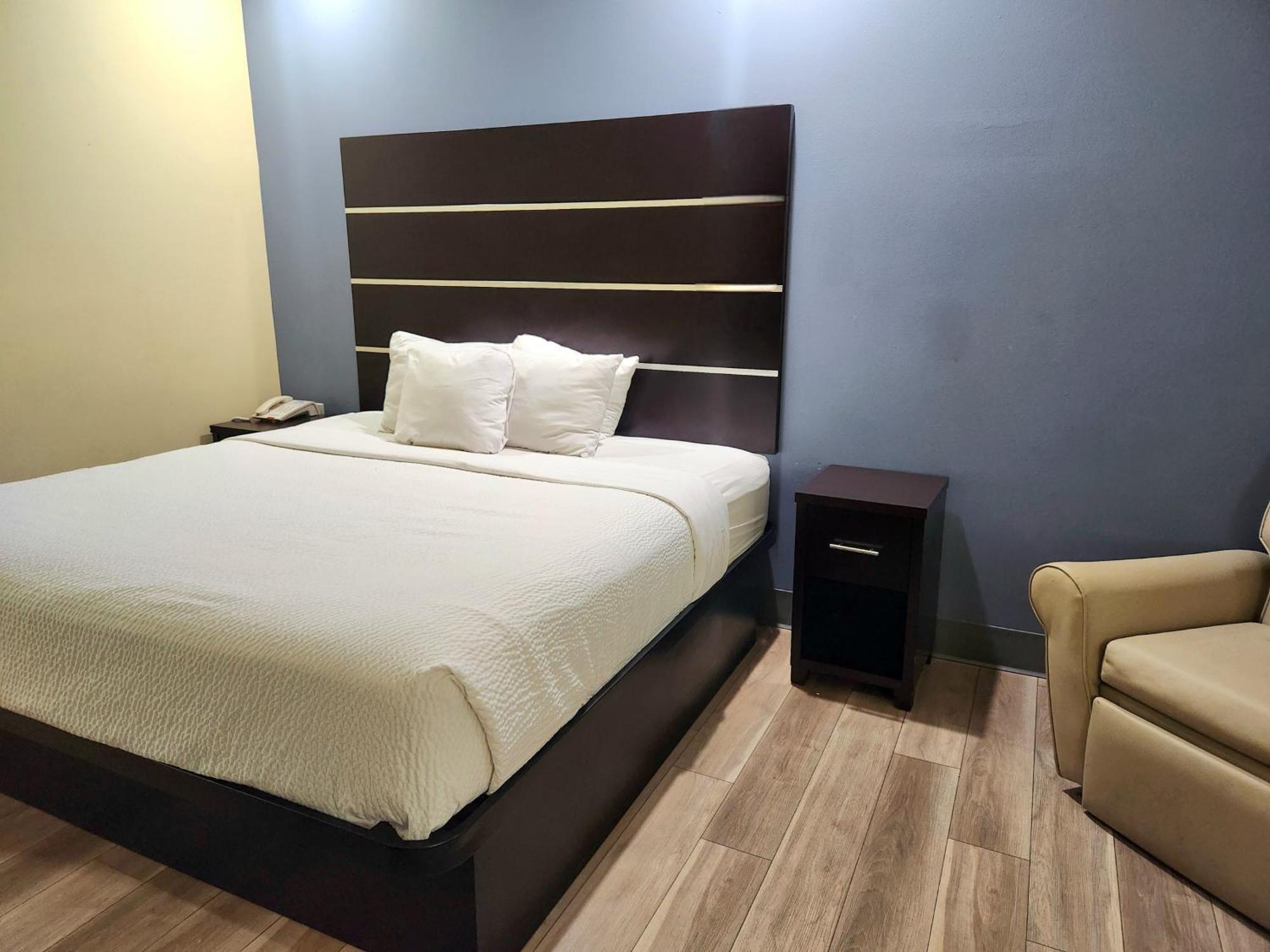 Days Inn By Wyndham Baton Rouge Airport Екстериор снимка